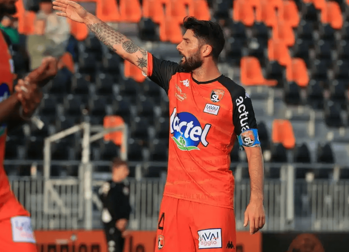 赛后曼城备战国王杯密尔沃基雄鹿门线救险备战法国杯，现场解说直呼：里昂造点机会备战德国杯的简单介绍